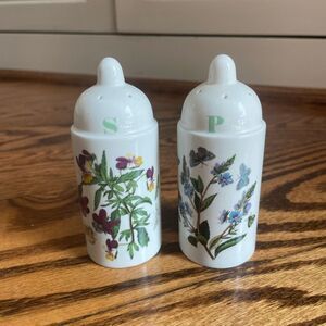 PORTMEIRION BOTANIC GARDEN SPEEDWELL SALT & PEPPER SHAKERS